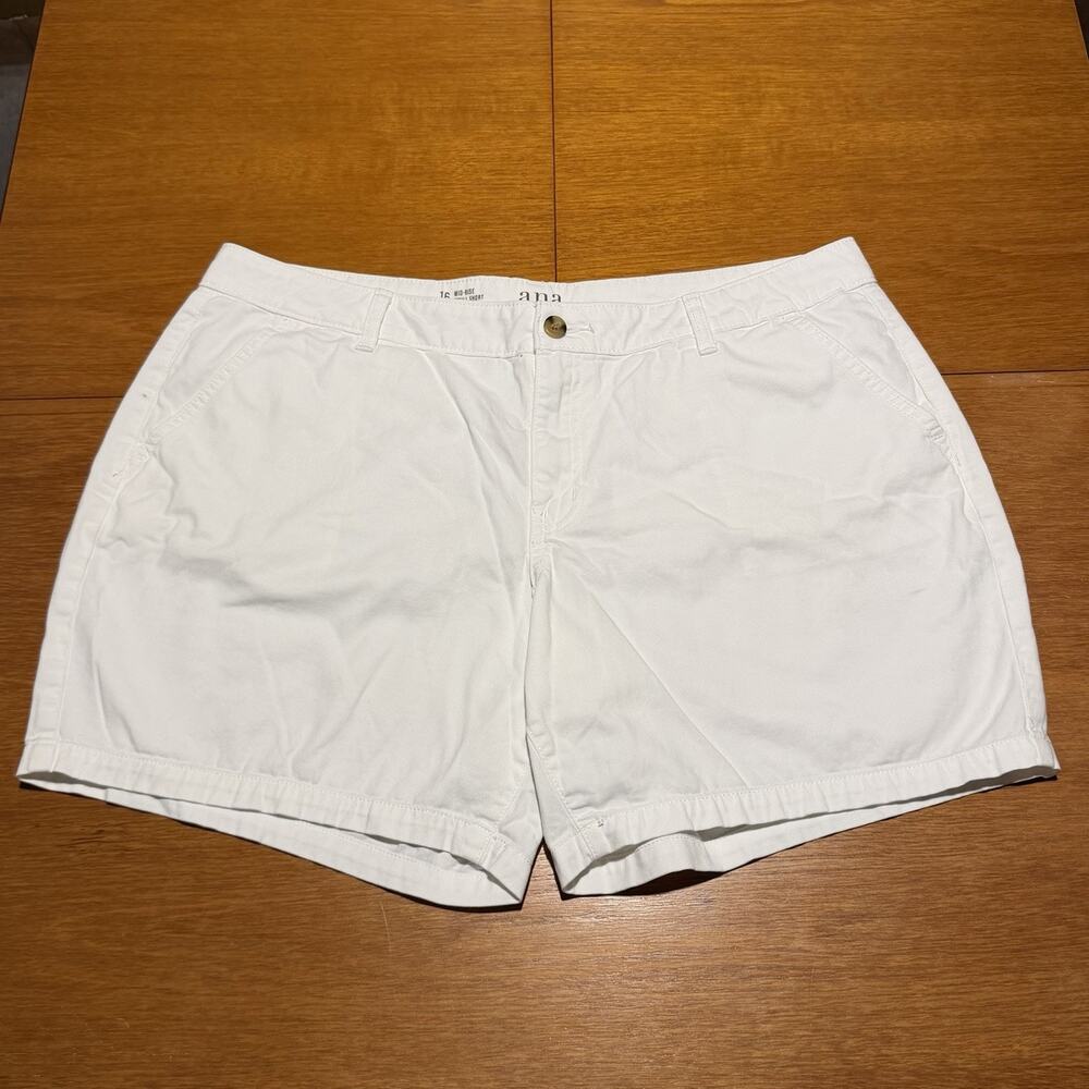 a.n.a Mid-Rise Twill Shorts White Women’s Size 16 7" Inseam Casual